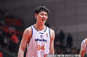 大家该明白为何有NBA队会选中王哲林了 满状态时他是国产顶级内线