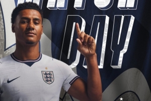 英格兰晒友谊赛对阵哥斯达黎加海报，沃特金斯单人出镜