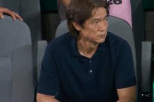 洪明甫称踢得不错，韩媒抨击：震惊！这场堪称队史世界杯最差表现