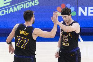 A·史密斯：东里吓不到任何人&湖人也就是西部第八的季后赛球队